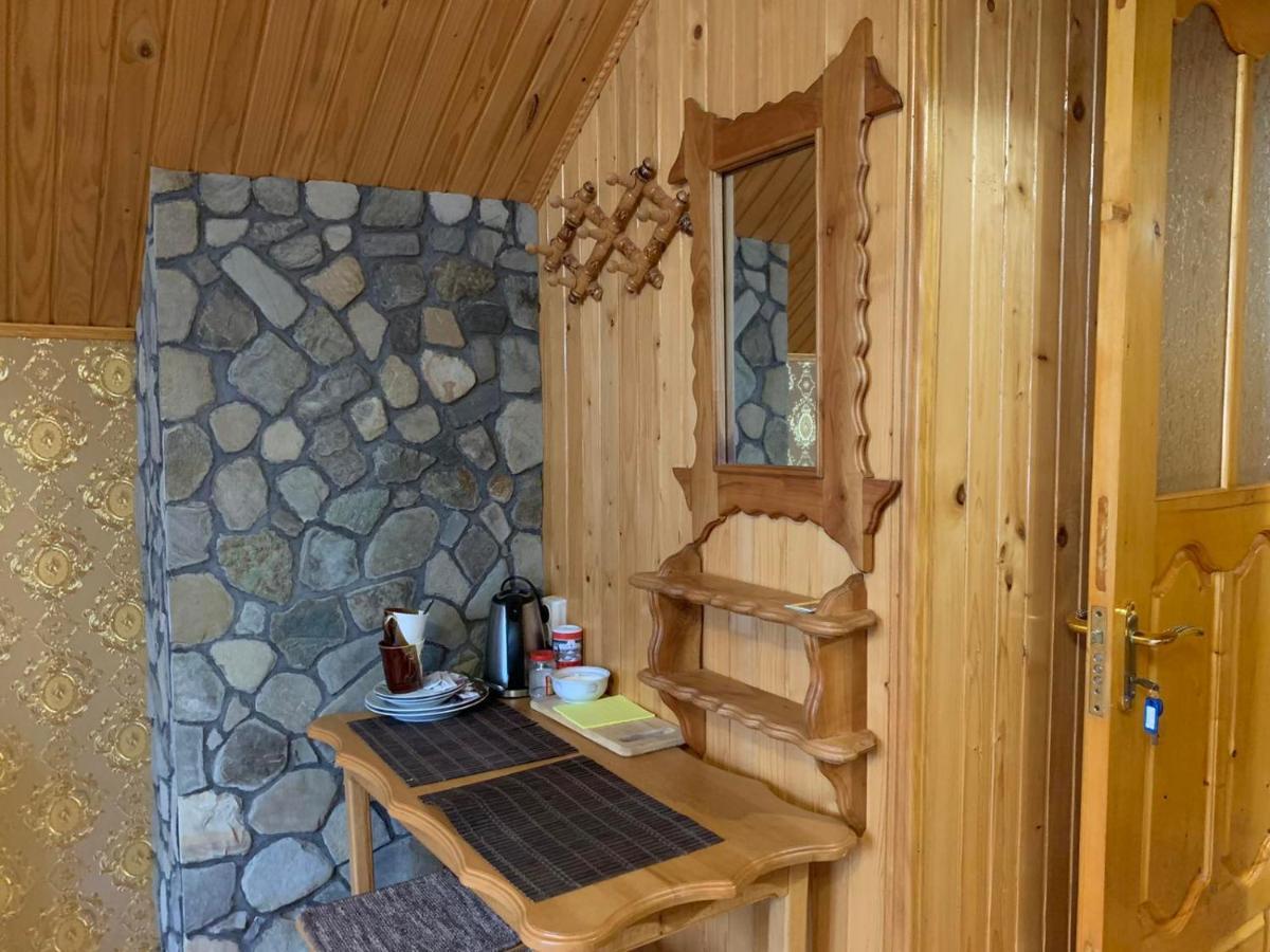 Приватна Садиба Яблуневий Сад 1 Yaremche Exterior photo